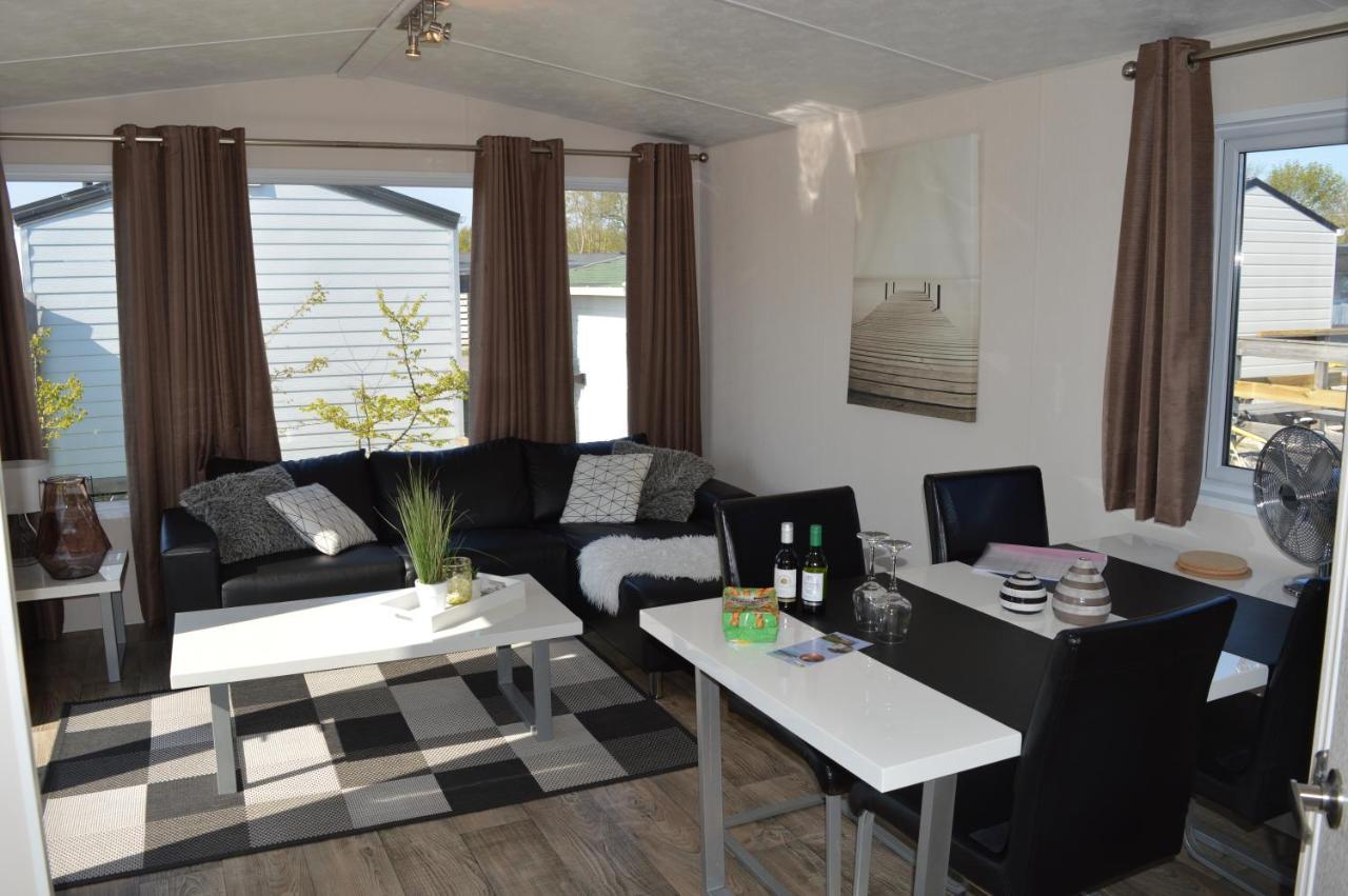 Vakantie Chalet Makkum Ngoại thất bức ảnh