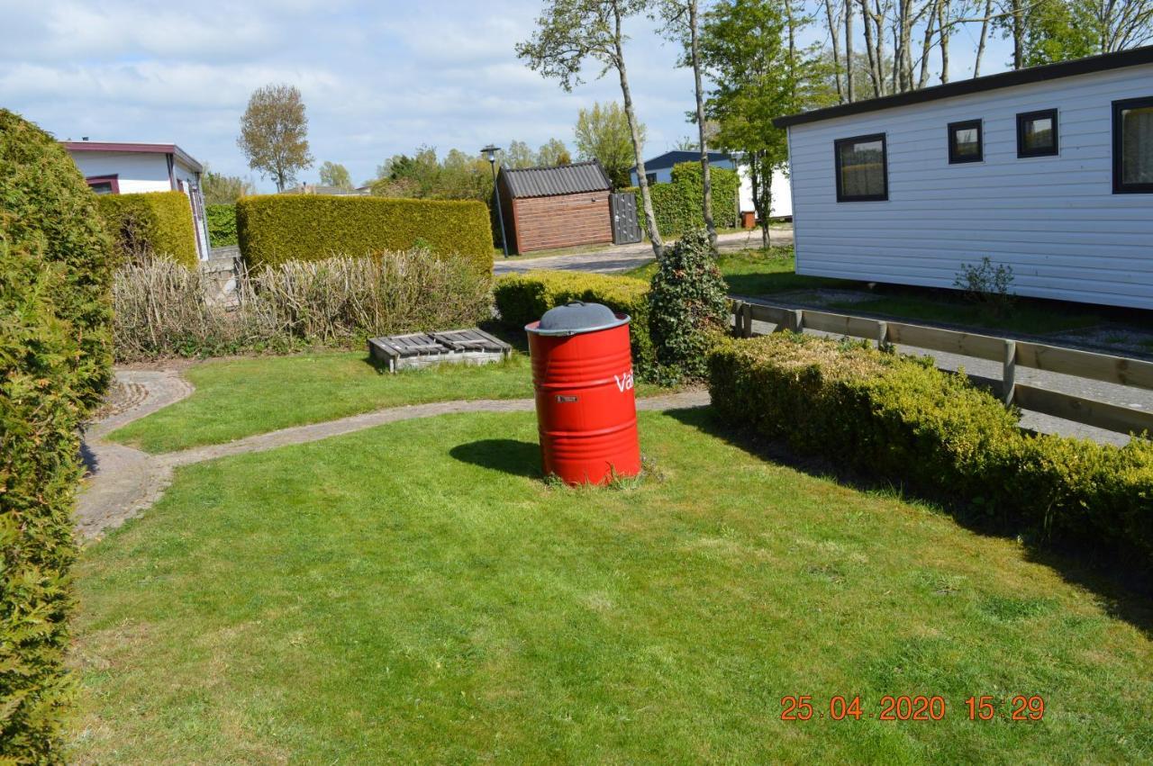 Vakantie Chalet Makkum Ngoại thất bức ảnh