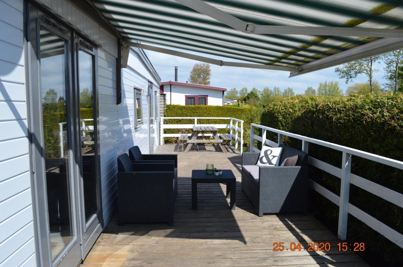 Vakantie Chalet Makkum Ngoại thất bức ảnh